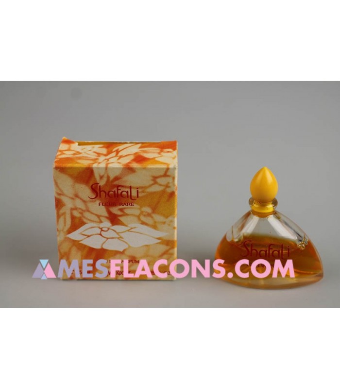 Shafali perfume sales