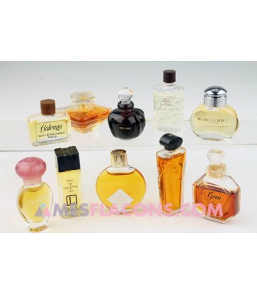 Lot de 10 miniatures féminines (marques diverses)