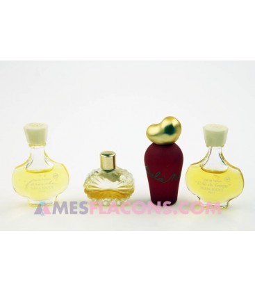 Lot de 4 minis féminines