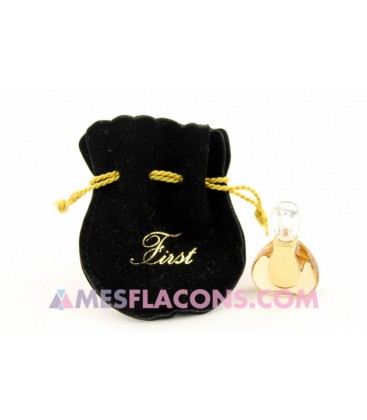 Pendentif - First