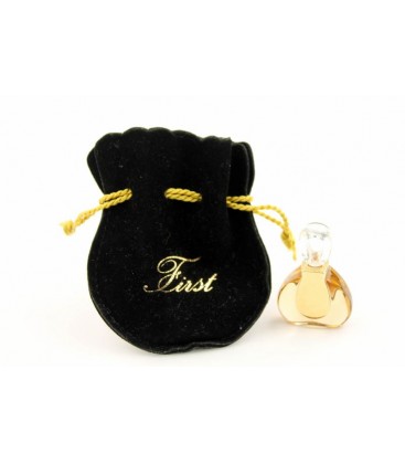 Pendentif - First